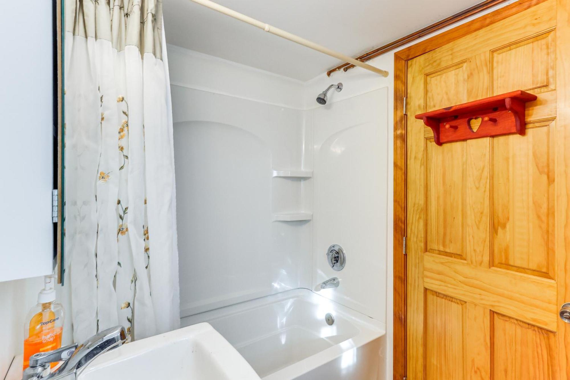 Charming Old Lyme Cottage, Steps To Private Beach! Esterno foto